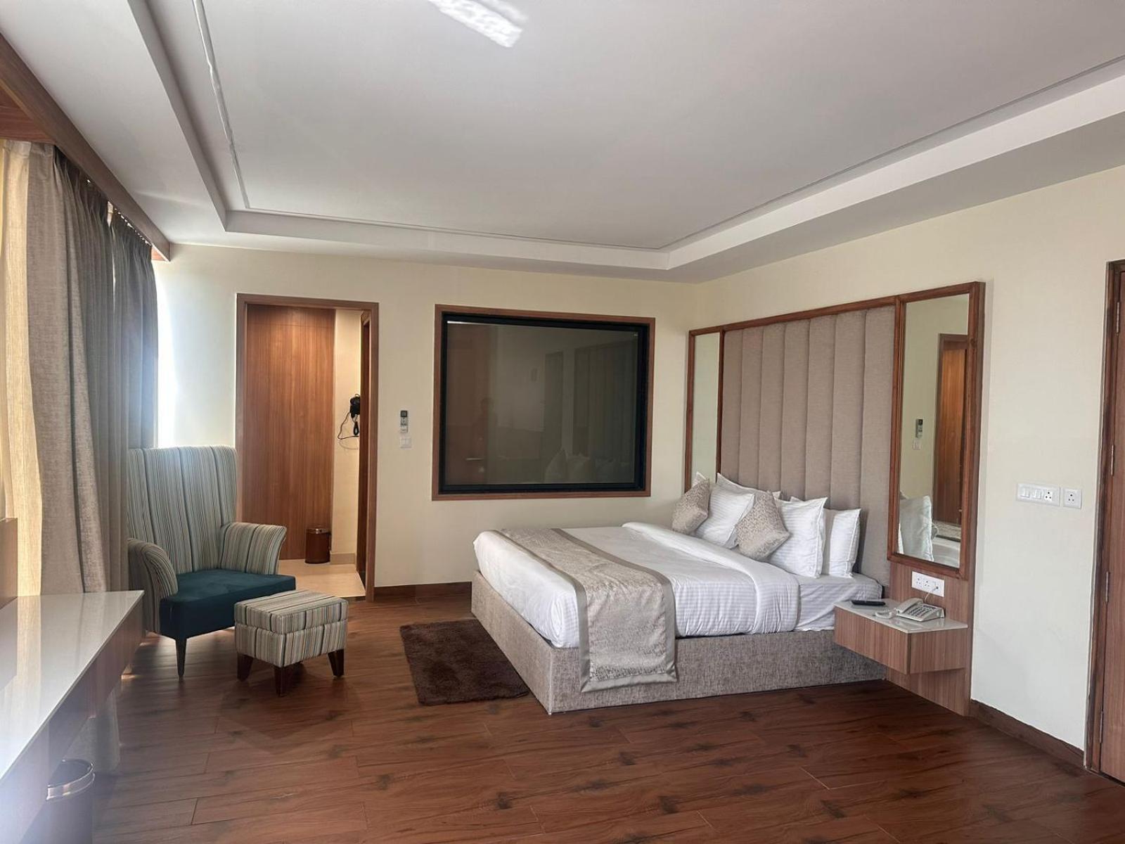 Cilantro Comfort Divisione di Jaipur Esterno foto